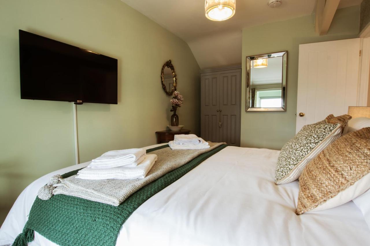 Cosy, Coastal In Snowdonia