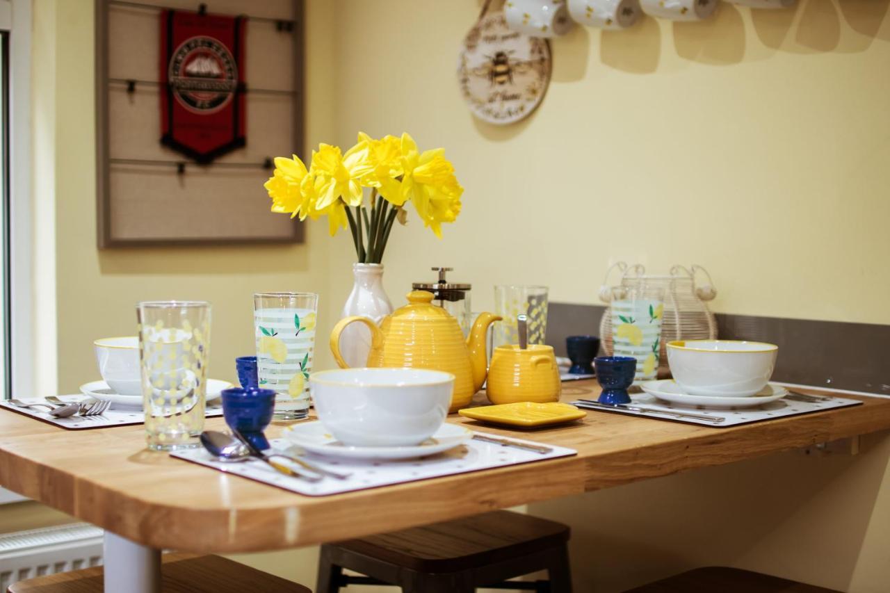 Cosy, Coastal In Snowdonia *