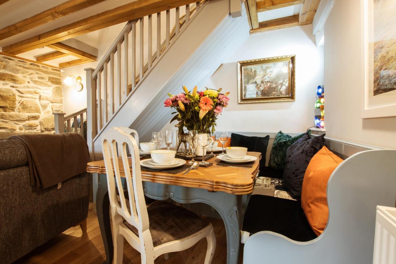 Cosy, Coastal In Snowdonia *