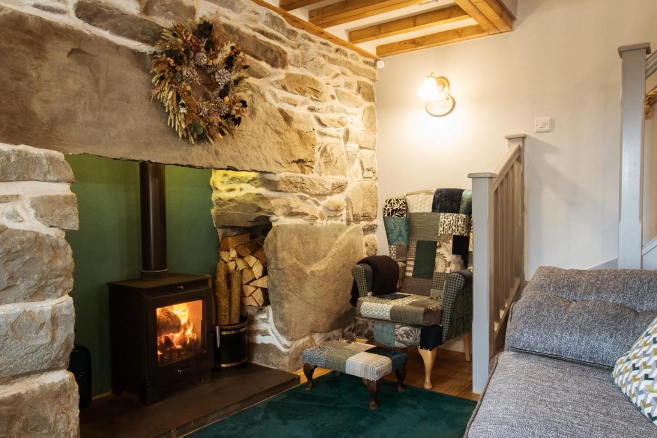 Cosy, Coastal In Snowdonia *
